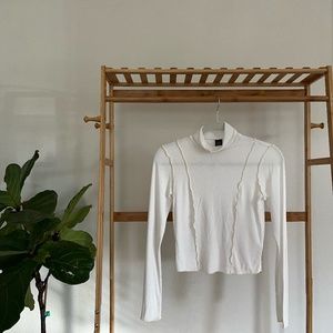 NWOT Wild Fable Tissue Cotton Turtleneck